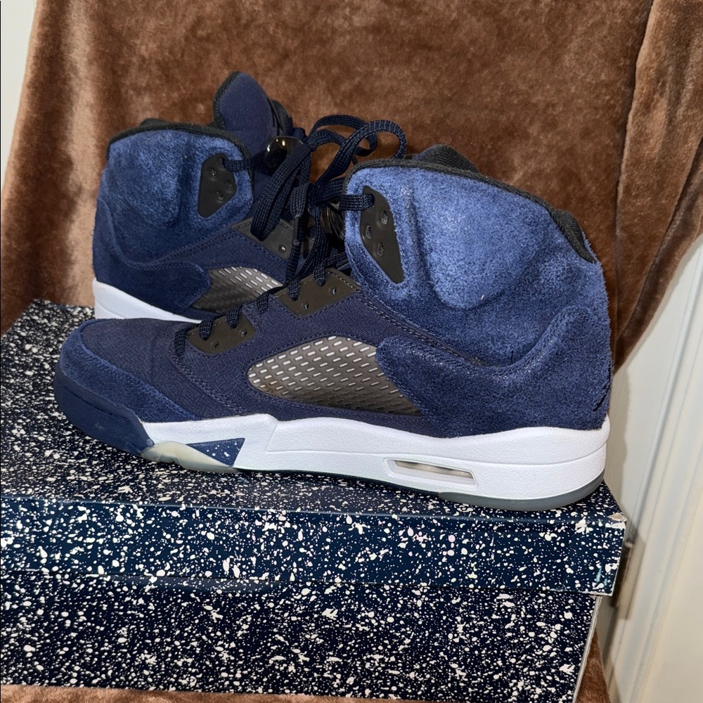 Jordan Navy Blue and White Suede High-Top Sneakers - Picture 7 of 9